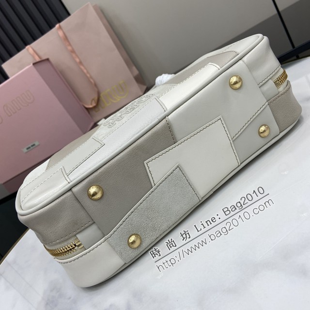 MIU MIU專櫃繆繆最新款拼接保齡球包手提肩背包 jh2738型號：5BB147